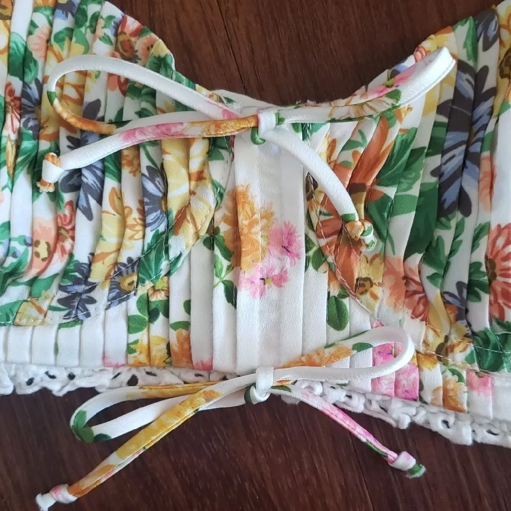 For Love & Lemons Floral Pleated Chic Feminine Fairy Cottagecore Crop Top Size M - Picture 2 of 7